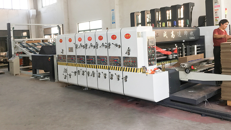 仁成紙箱印刷機(jī)人性化設(shè)計，操作便捷